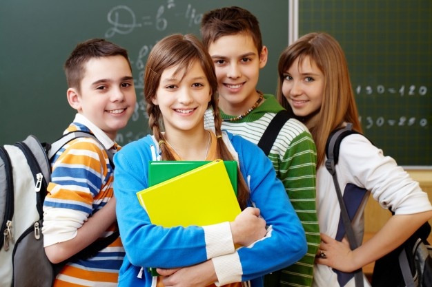 Ciências 9º Ano Fundamental - Conceito de compostos químicos: componentes iônicos e moleculares, orgânicos e inorgânicos.